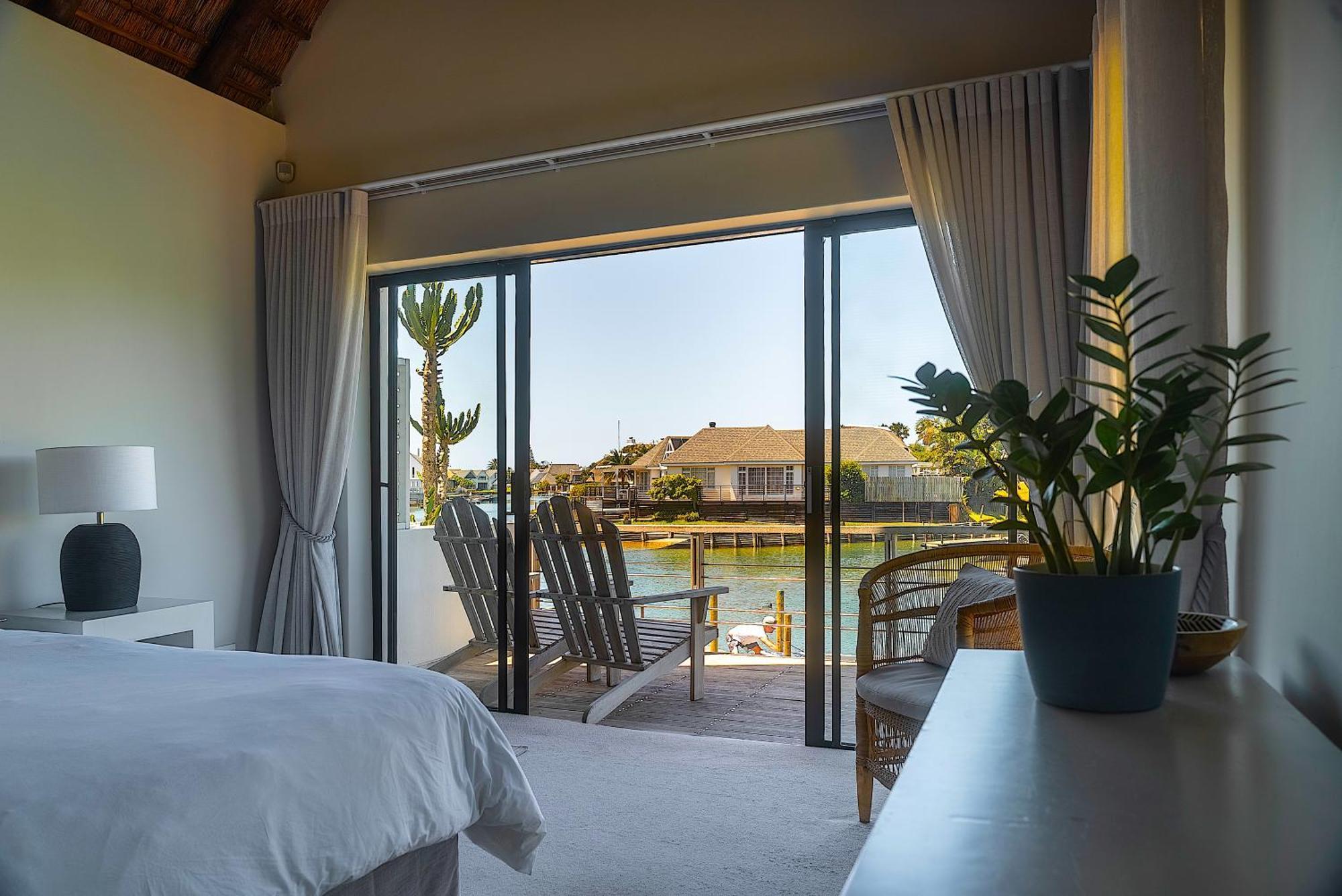 Canal Guest House - Waterfront Boutique Bed & Breakfast - Solar Power St Francis Bay Zewnętrze zdjęcie